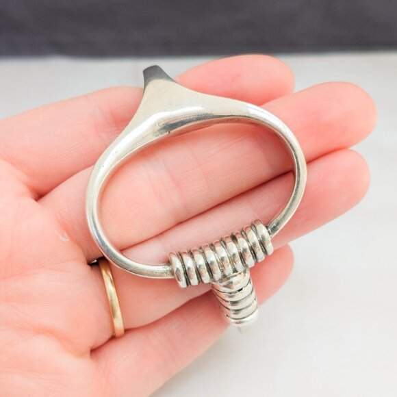 Sterling Modernist Loop Bangle (59.8g, Paris) - Picture 7 of 8